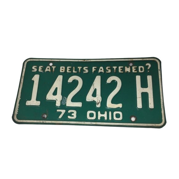 Vintage Green Metal License Plate Seat Belts Fastened? 14242H 73 OHIO - Picture 3 of 4